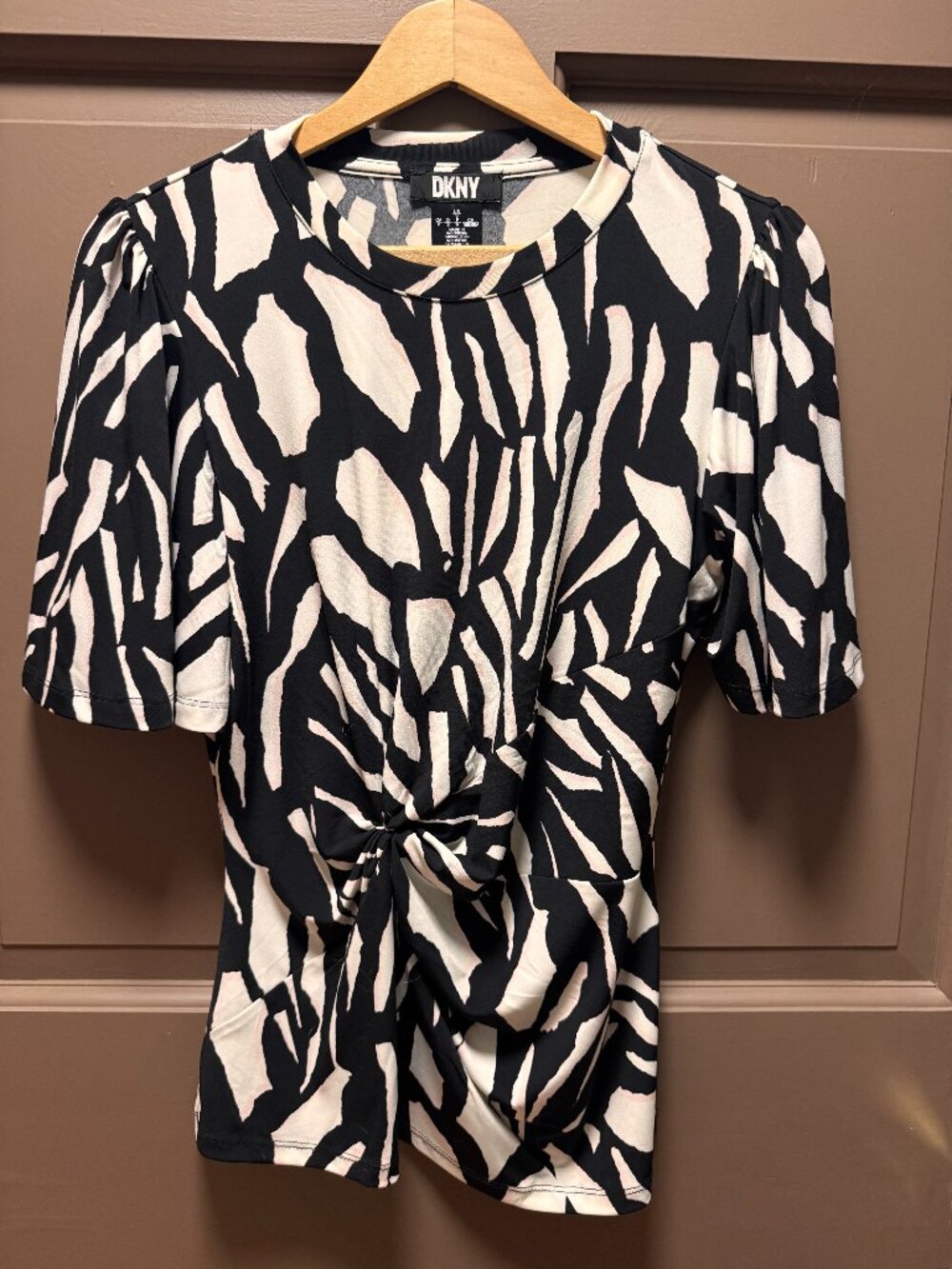 DKNY Black Ivory Abstract Print Twist Front Top Small